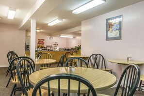 包含每日欧式早餐