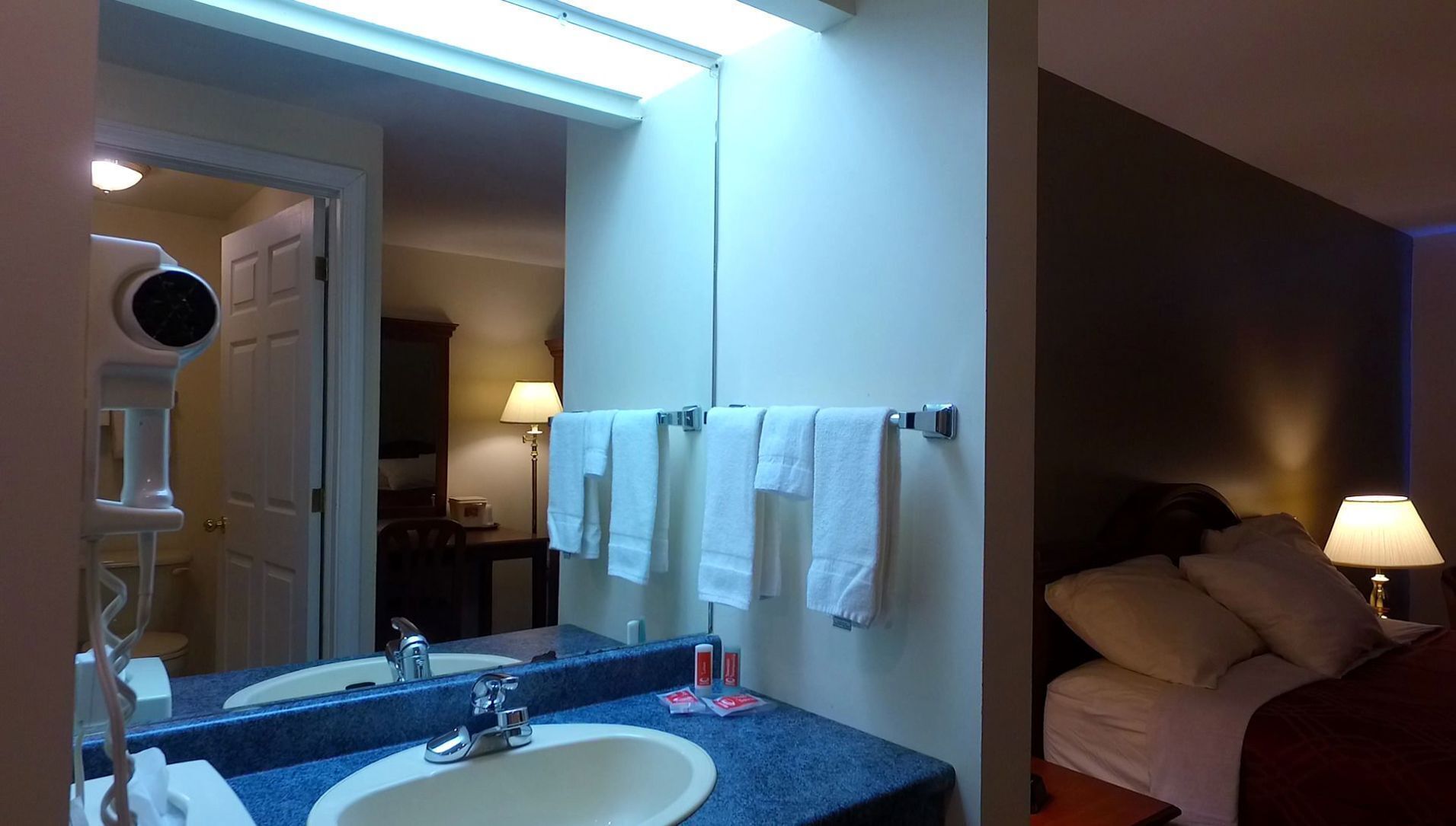 Desk, iron/ironing board, rollaway beds, free WiFi