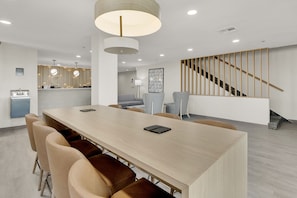 Petit déjeuner continental compris tous les jours