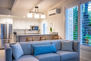Brand New 1 King 2 Queen Beds Islander Two Bedroom Suite | Premium bedding, in-room safe, desk, blackout curtains