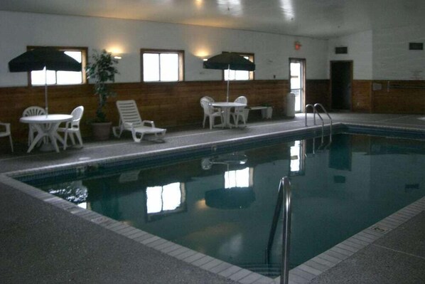 Indoor pool, outdoor pool, sun loungers