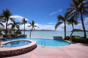 Piscina externa
