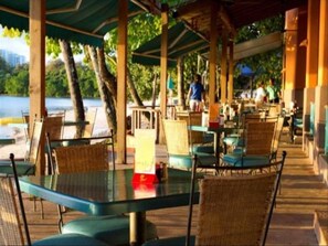 Frühstück, Mittagessen und Abendessen