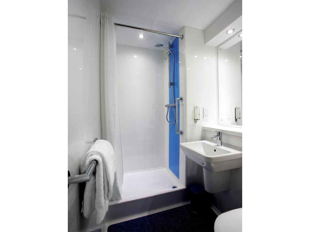 Travelodge Aberdeen Central