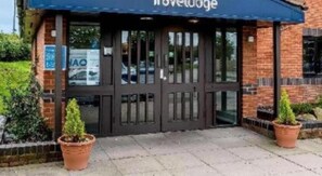 Exterior detail - Travelodge Middlewich (Middlewich)