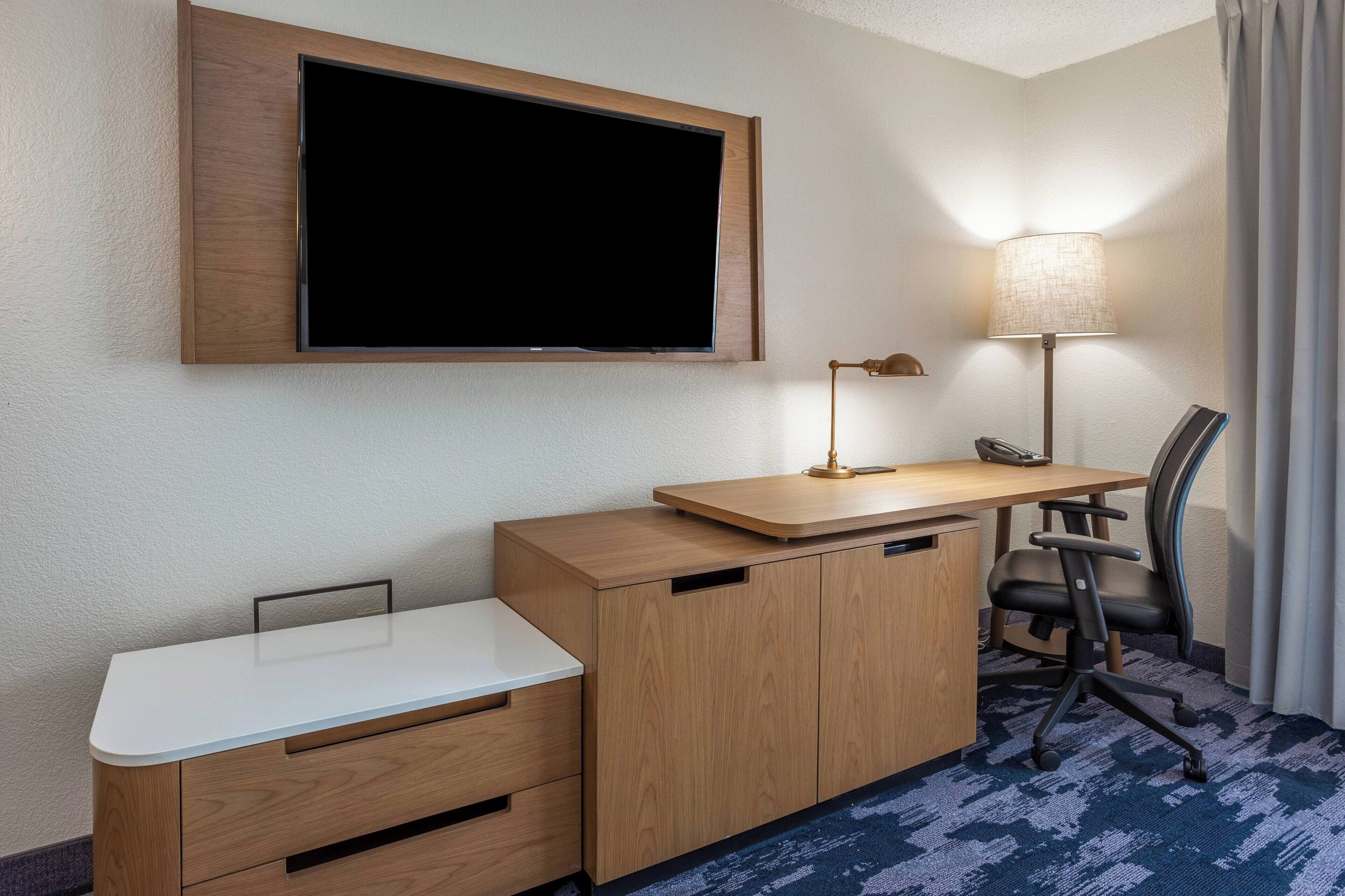 1 bedroom, premium bedding, down duvets, in-room safe