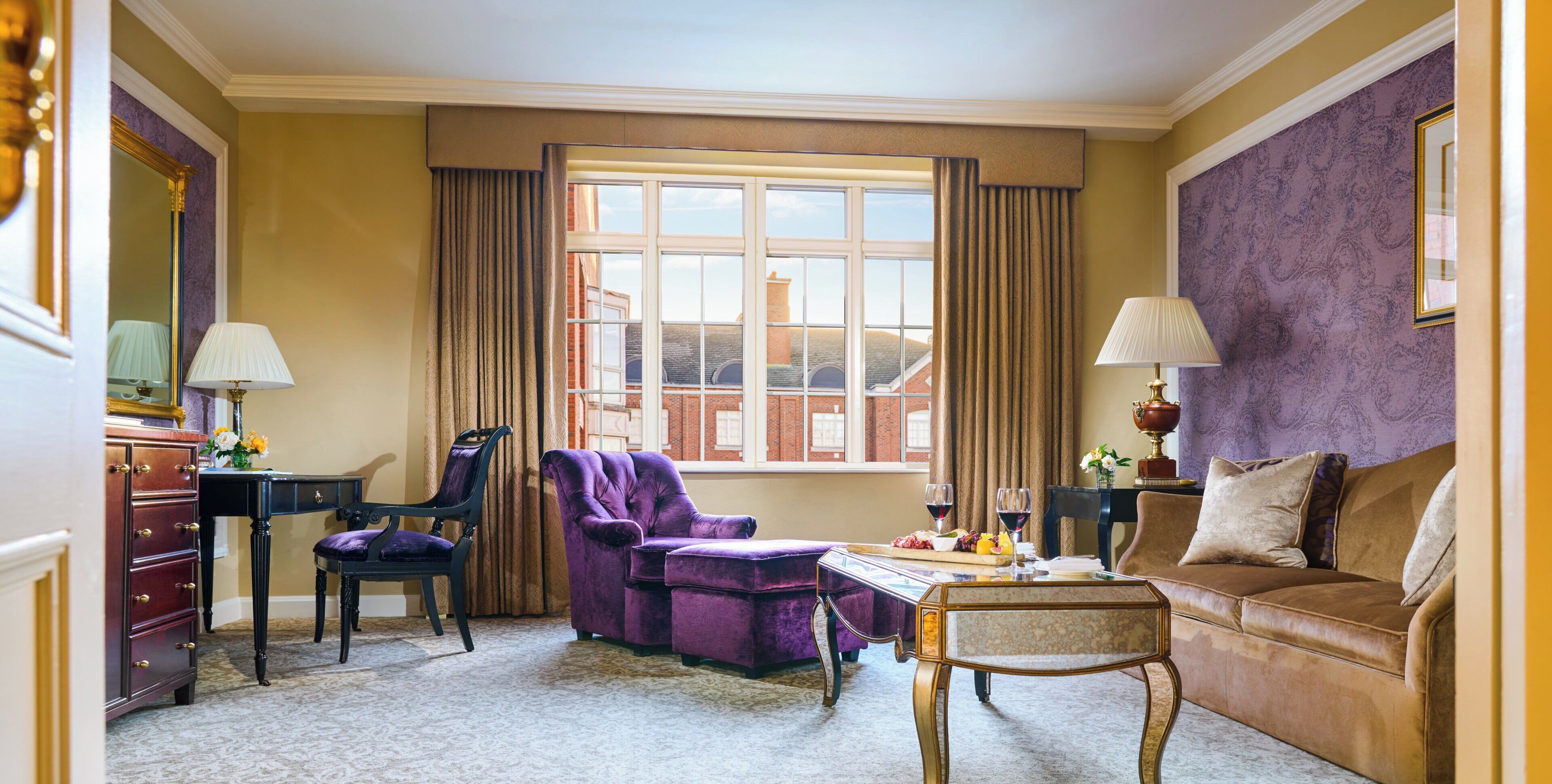 Suite, 1 Bedroom | Egyptian cotton sheets, premium bedding, down comforters, pillowtop beds