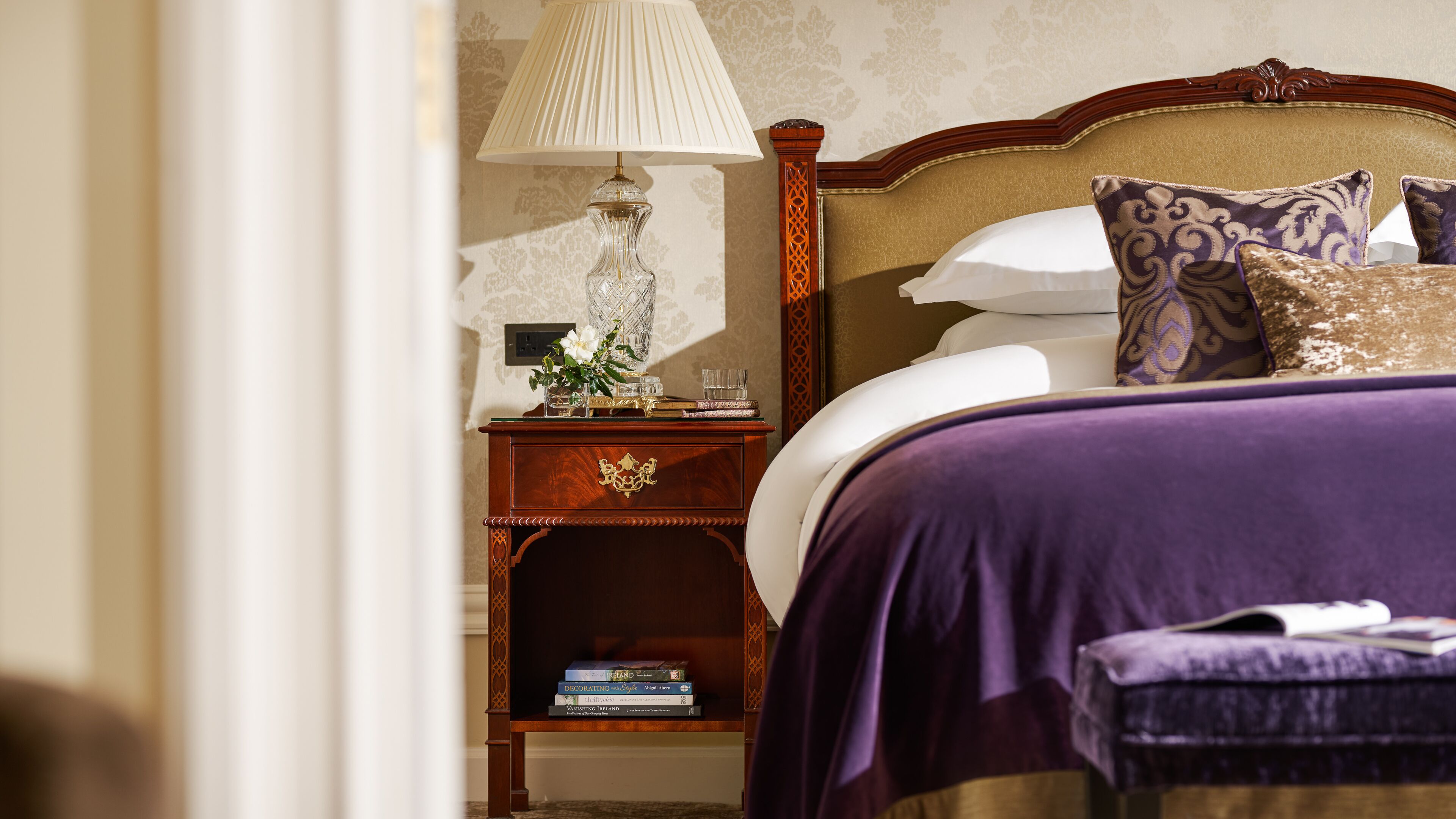Junior Suite, 1 King Bed with Sofa bed
