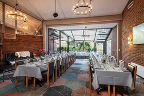 Der serveres morgenmad, frokost og aftensmad