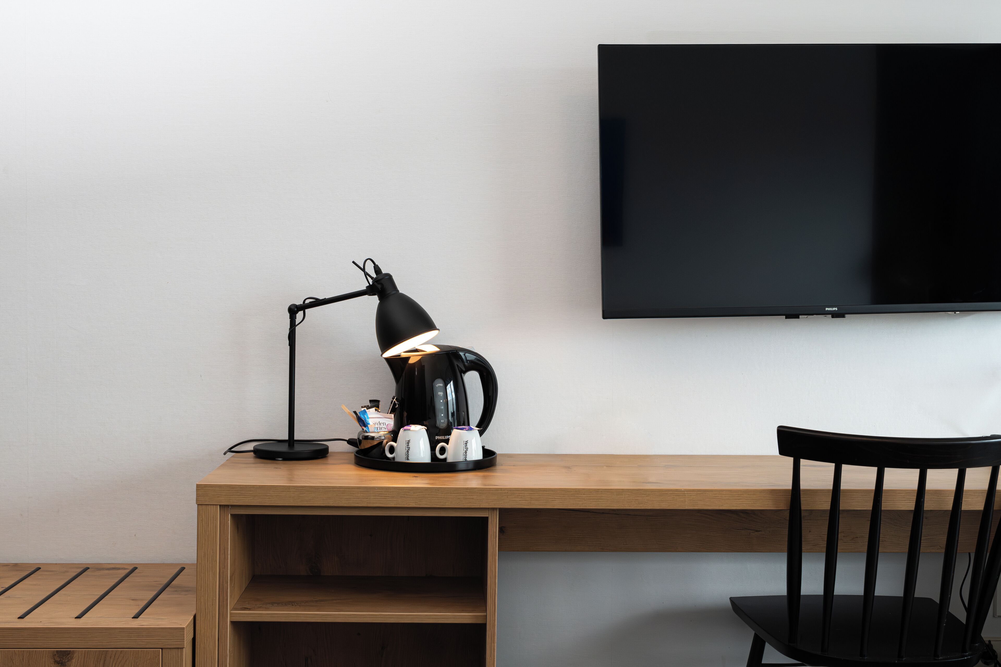 comfort twin room, 2 single beds, city view | 1 bedroom, memory-foam beds, in-room safe, desk