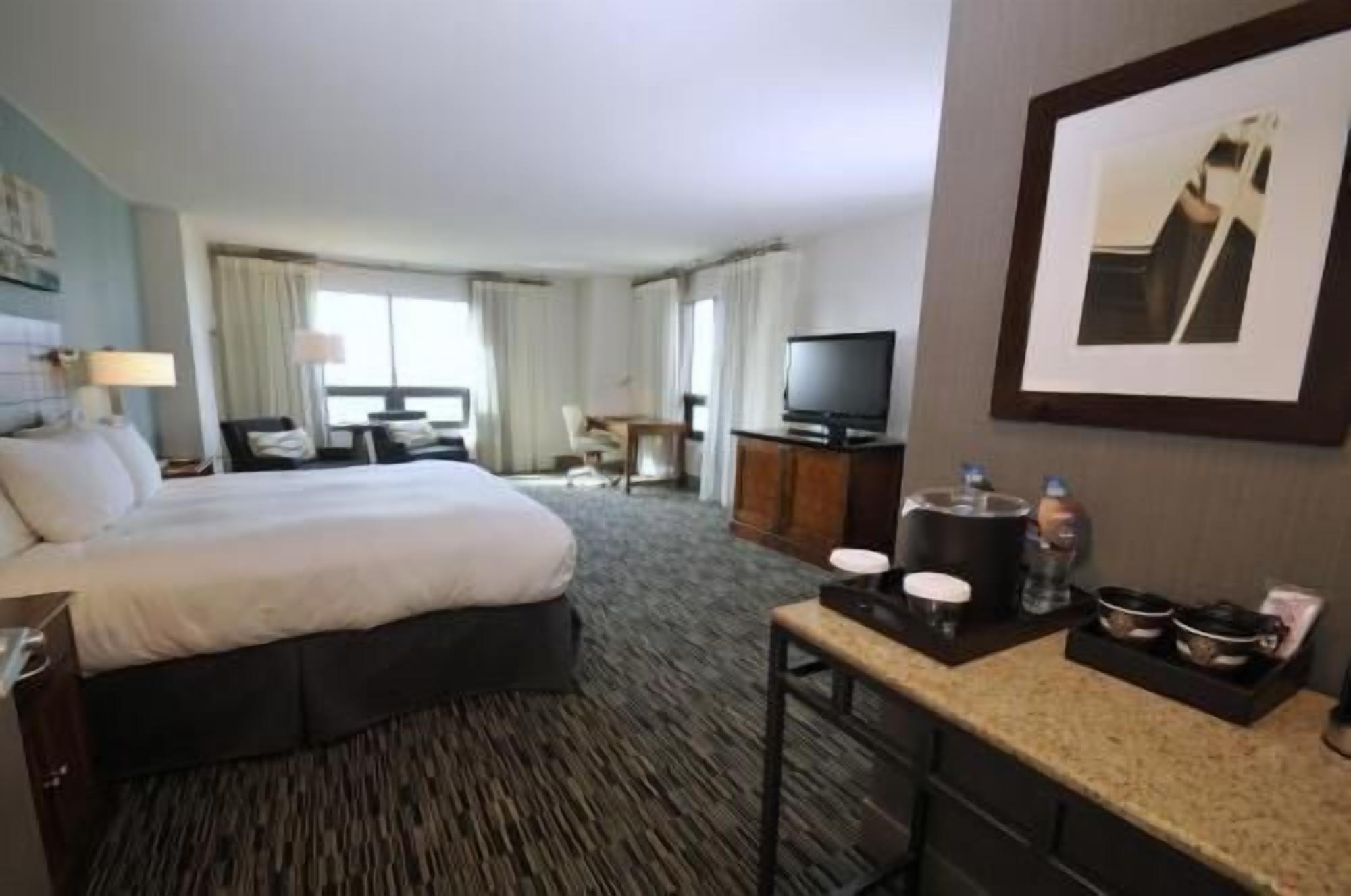 Premium bedding, pillowtop beds, in-room safe, desk