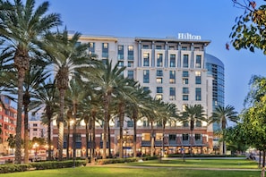 Exterior - Hilton San Diego Gaslamp Quarter (San Diego)