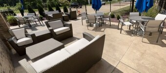 Holiday Inn Express & Suites Wadsworth by IHG