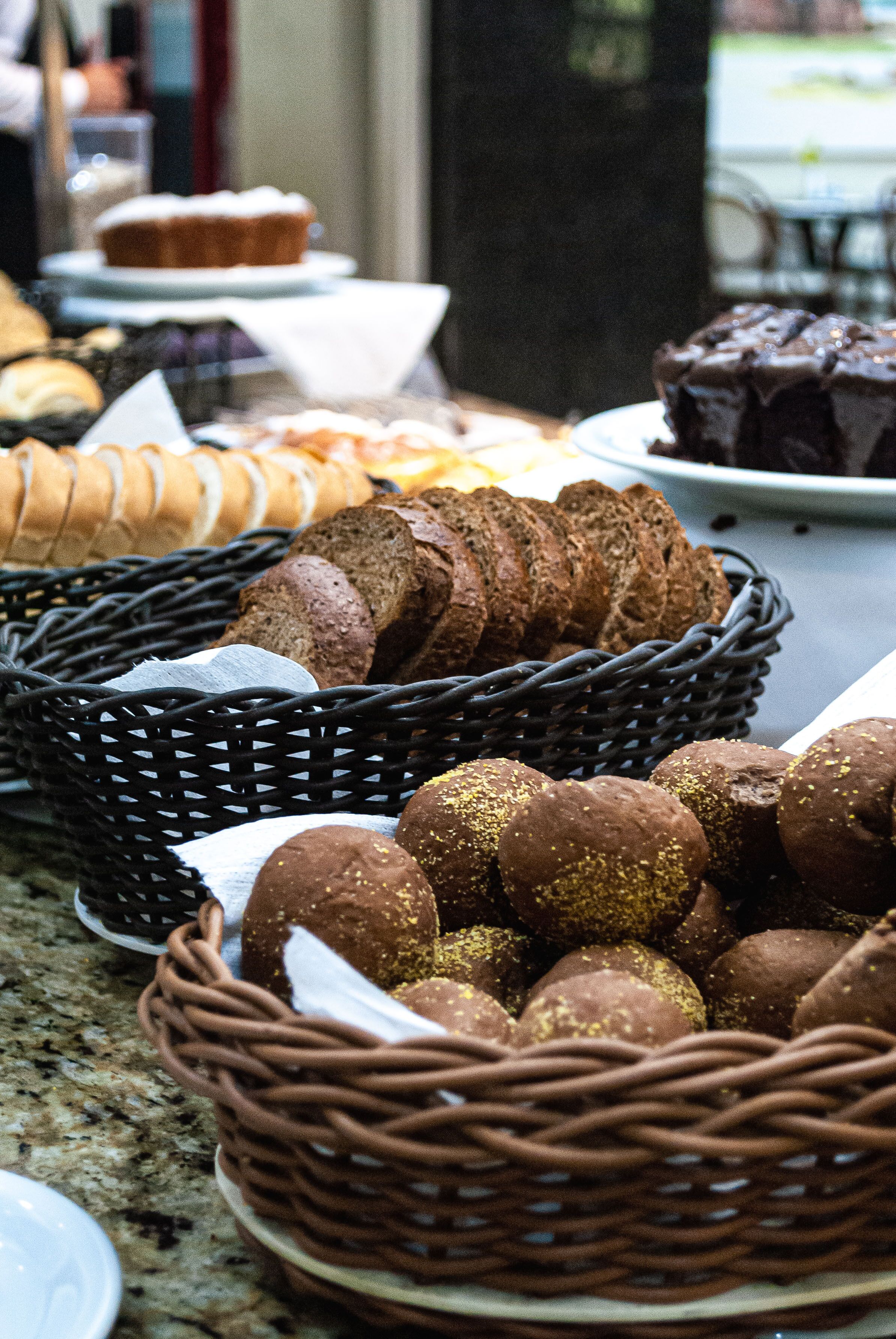 daily buffet breakfast (brl 50 per person)