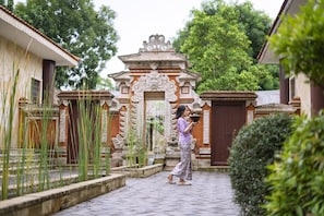 Phòng trị liệu đôi, phòng tắm hơi, bồn tắm thủy lực, phòng xông hơi