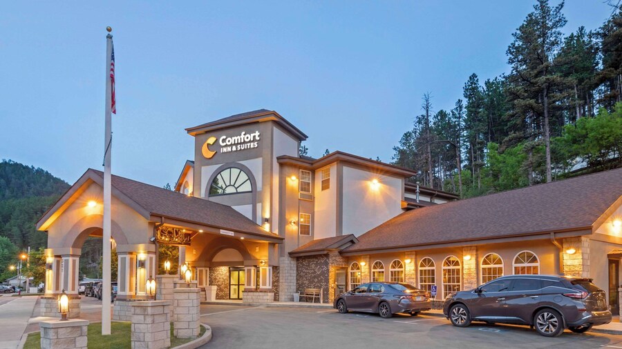 Comfort Inn & Suites Mt. Rushmore