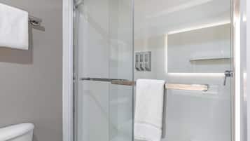 Suite, 1 King Bed, Non Smoking, Kitchenette (with Single Sofabed) | Bathroom