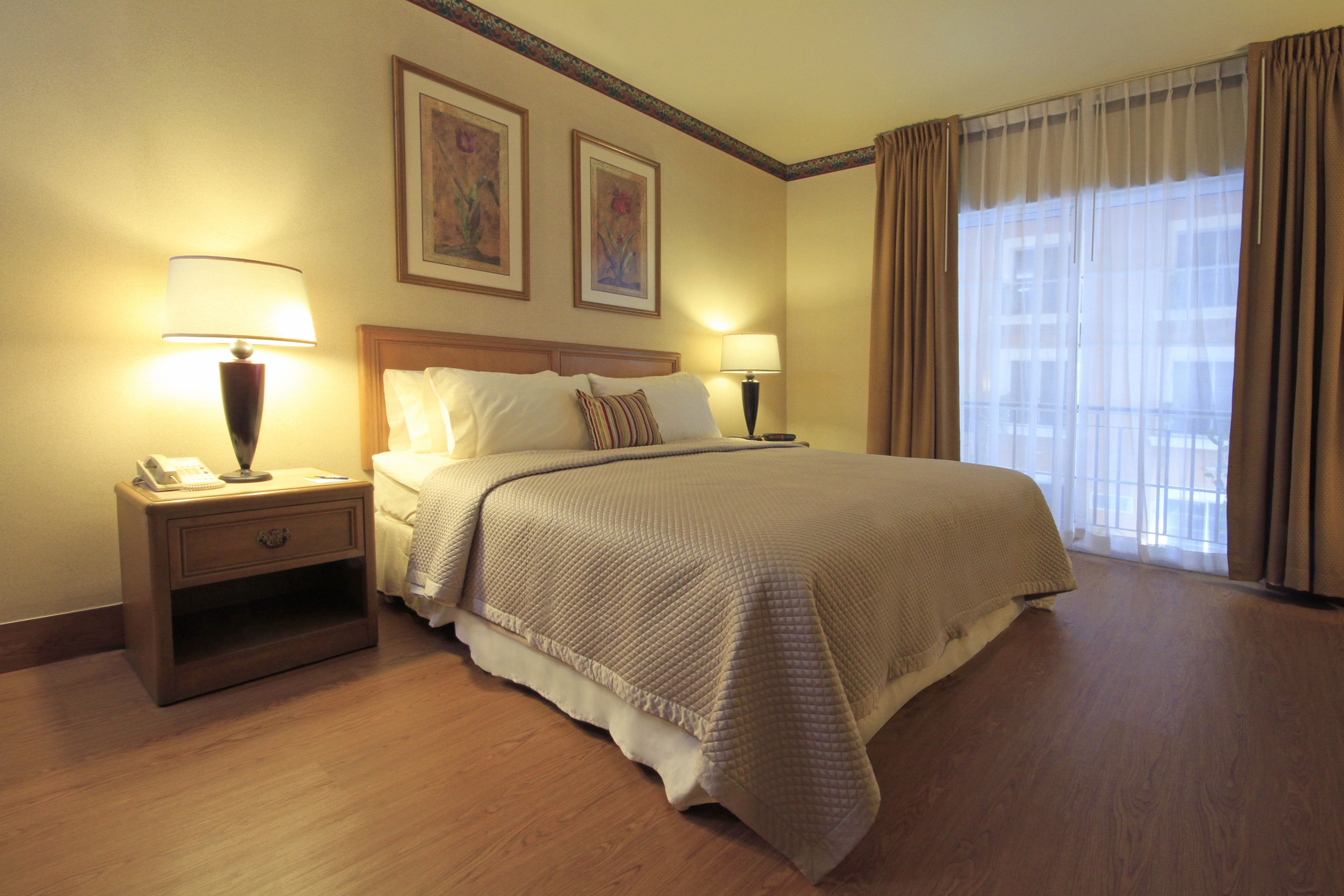 standard room | in-room safe, desk, soundproofing, iron/ironing board