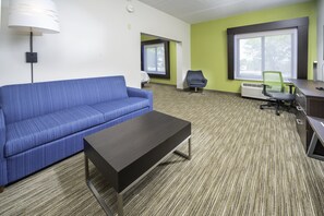 Suite, 1 King Bed, Jetted Tub