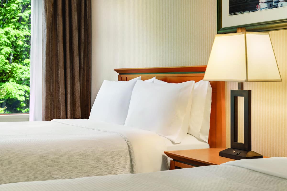 In-room safe, desk, laptop workspace, blackout curtains
