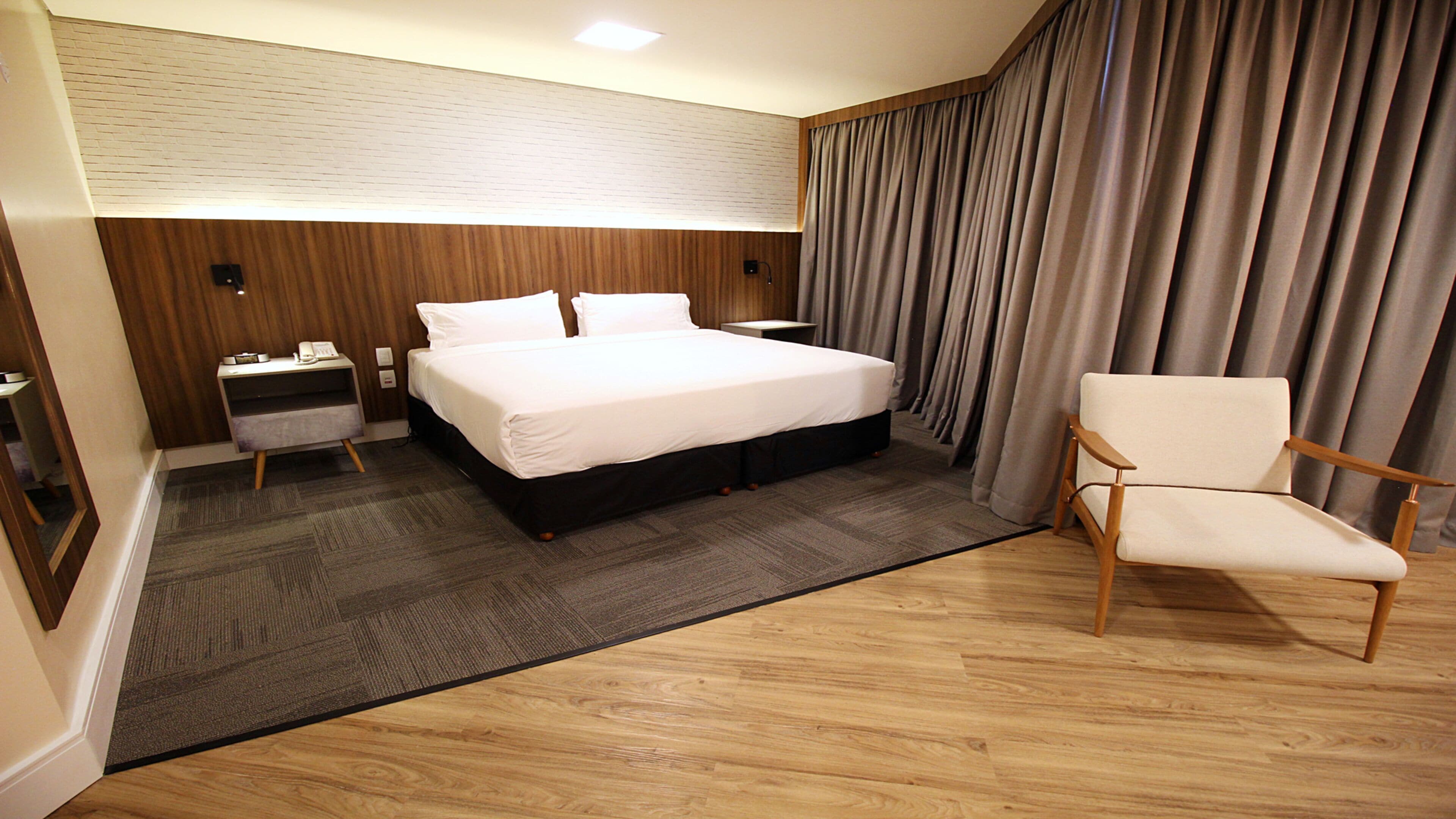 Suite, 1 King Bed, Balcony, Sea View