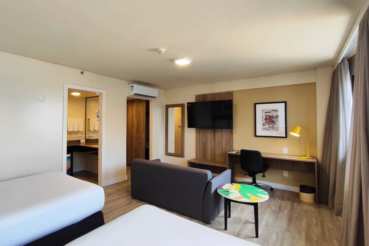 Standard Room, 2 Double Beds, Sea View | Room amenity