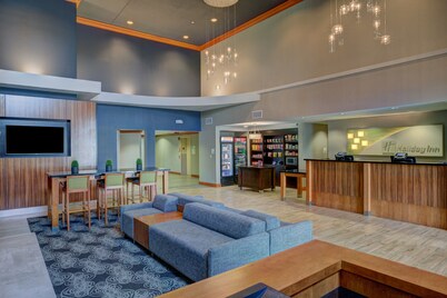 Holiday Inn Hotel & Suites-Milwaukee Airport by IHG