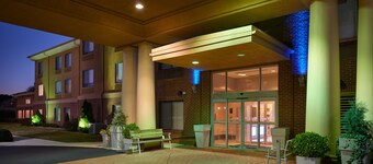 Holiday Inn Express & Suites Oxford by IHG