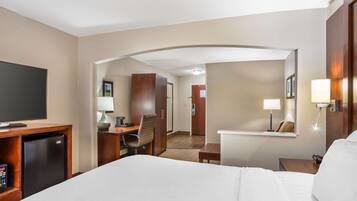 Suite, niet-roken | Verduisterende gordijnen, een strijkplank/strijkijzer, gratis babybedden