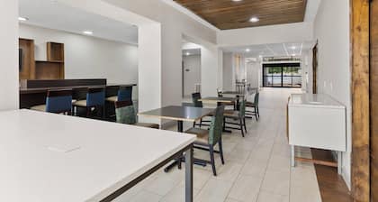 Comfort Inn & Suites Tyler North