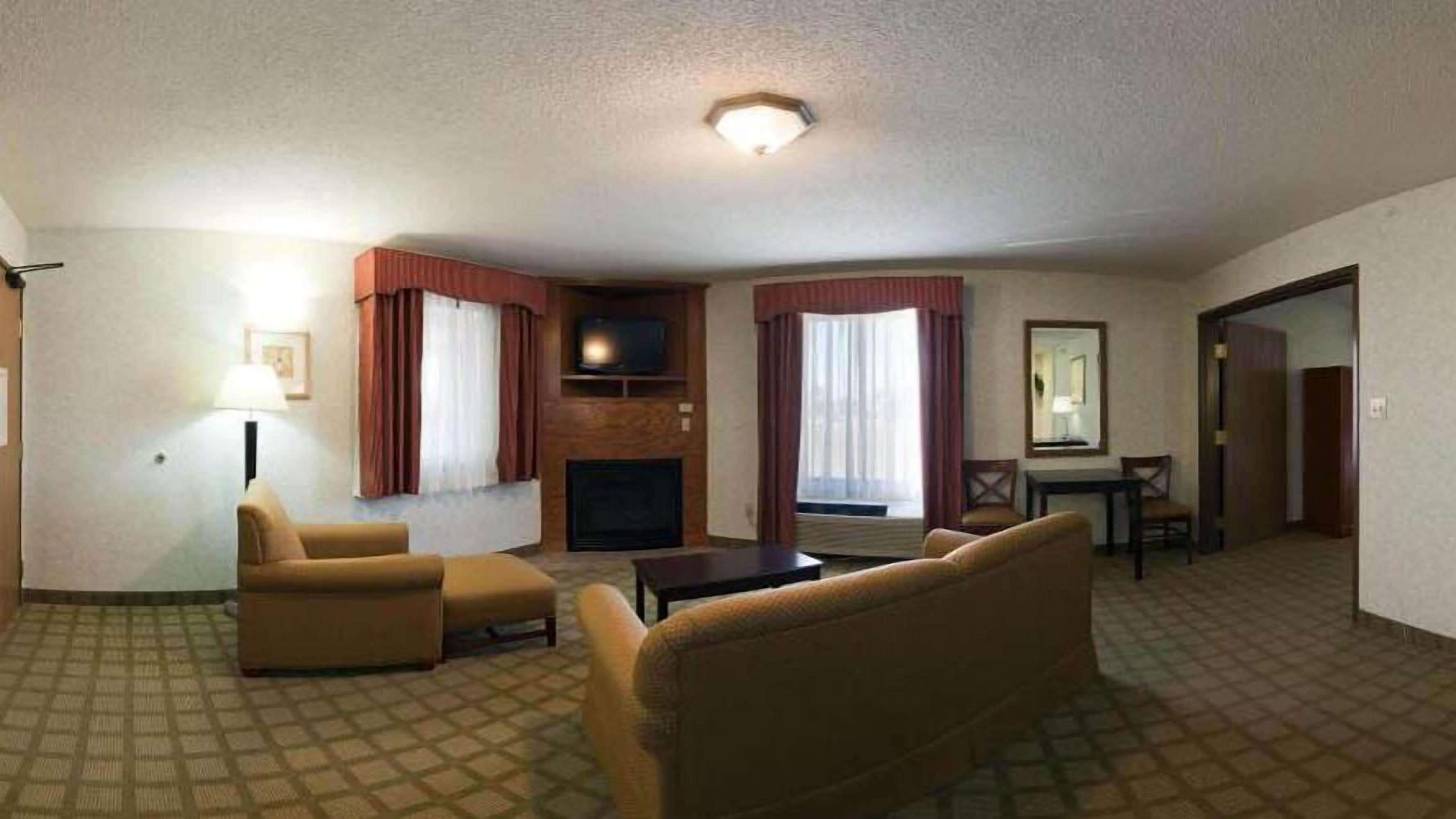 42-inch flat-screen tv with cable channels, tv