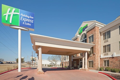 Holiday Inn Express & Suites Eagle Pass by IHG