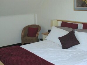 Tabla de planchar con plancha, cunas y wifi gratis 