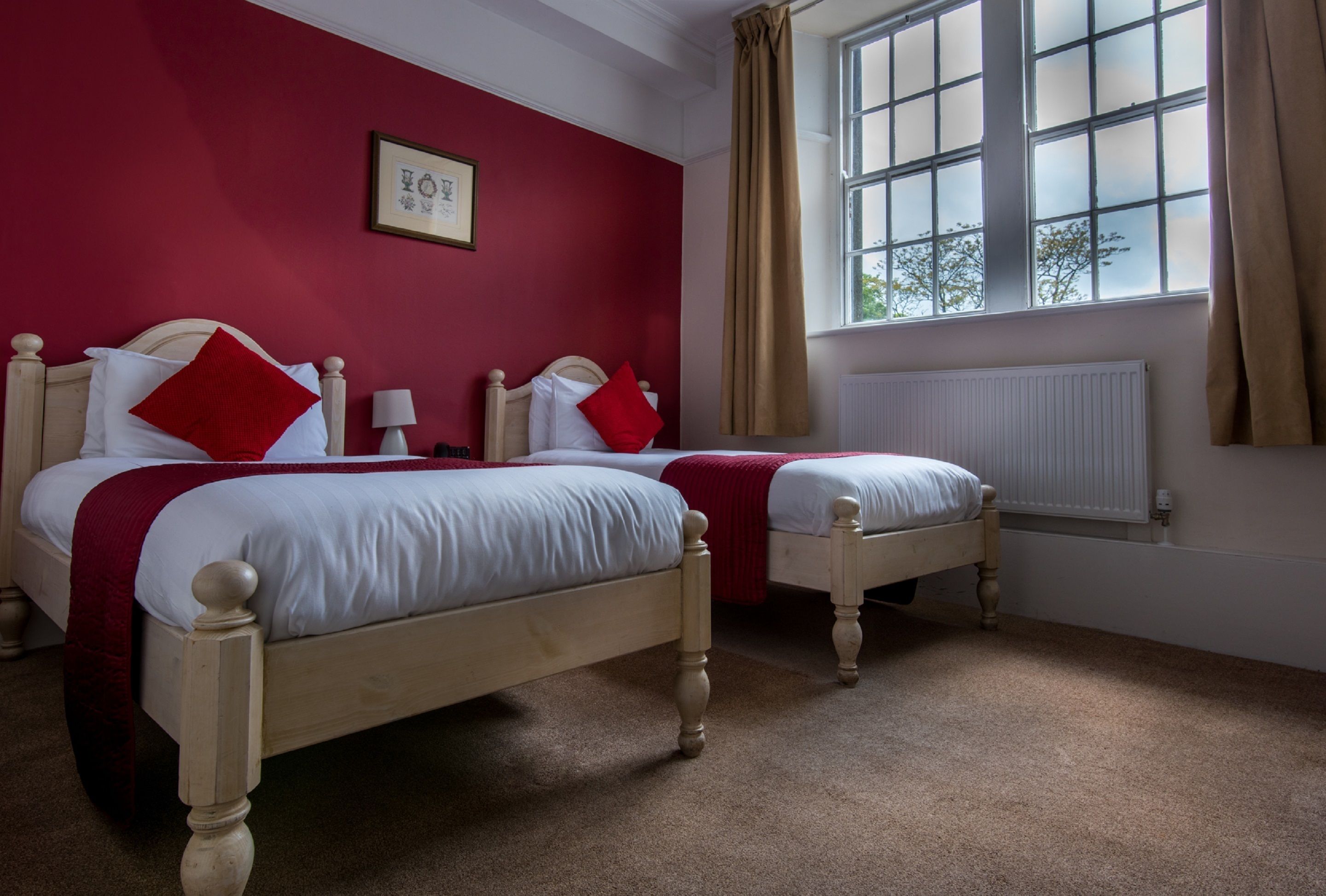 standard twin room | desk, iron/ironing board, free wifi, bed sheets