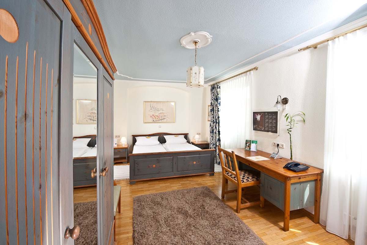 double room (flair plus) | 1 bedroom, premium bedding, in-room safe, desk