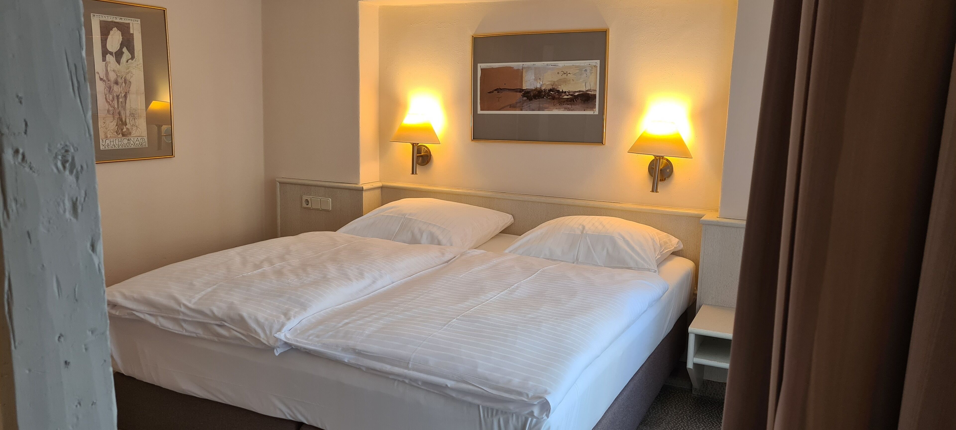 comfort double room | 1 bedroom, hypo-allergenic bedding, in-room safe, desk
