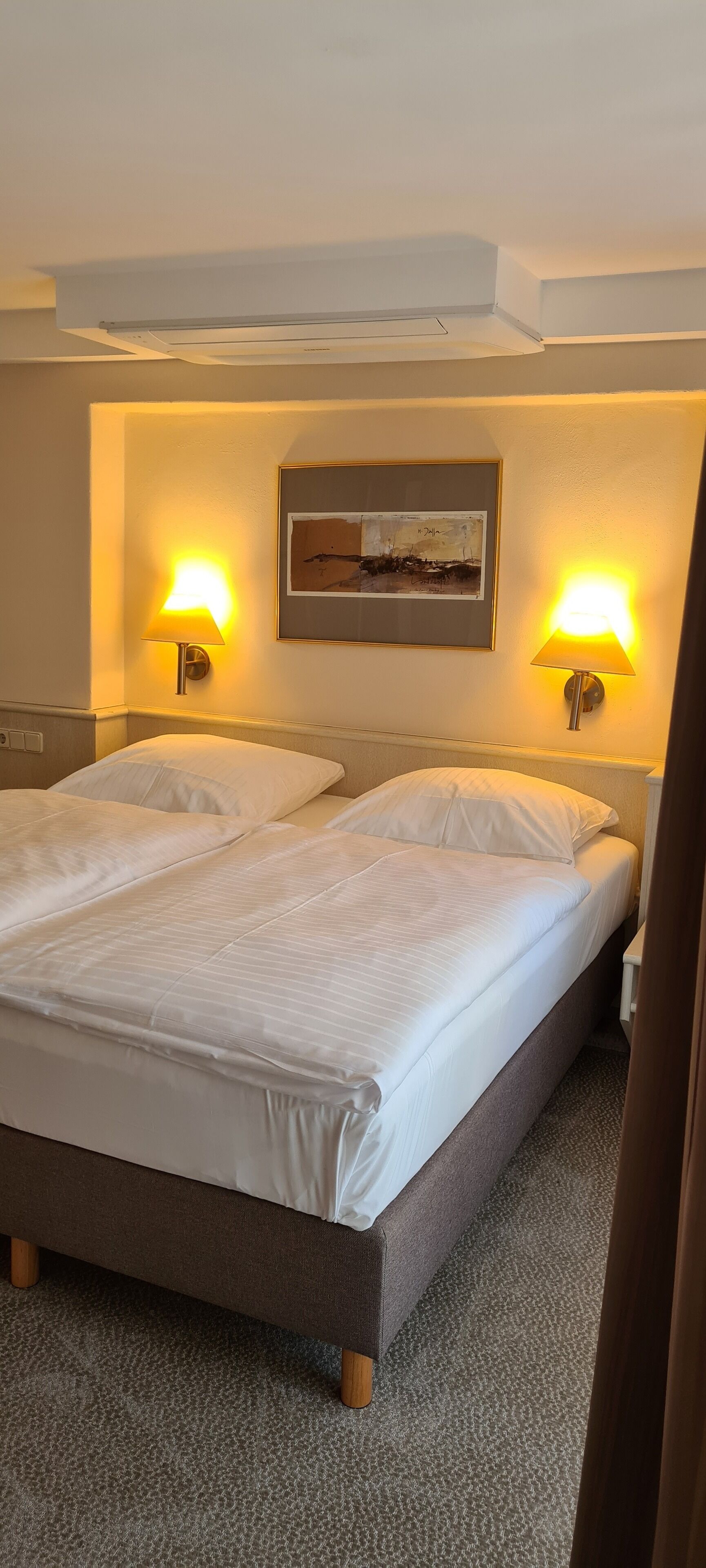comfort double room | 1 bedroom, hypo-allergenic bedding, in-room safe, desk