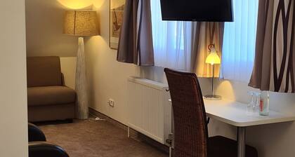 Hotel Garni Am Ellinger Tor