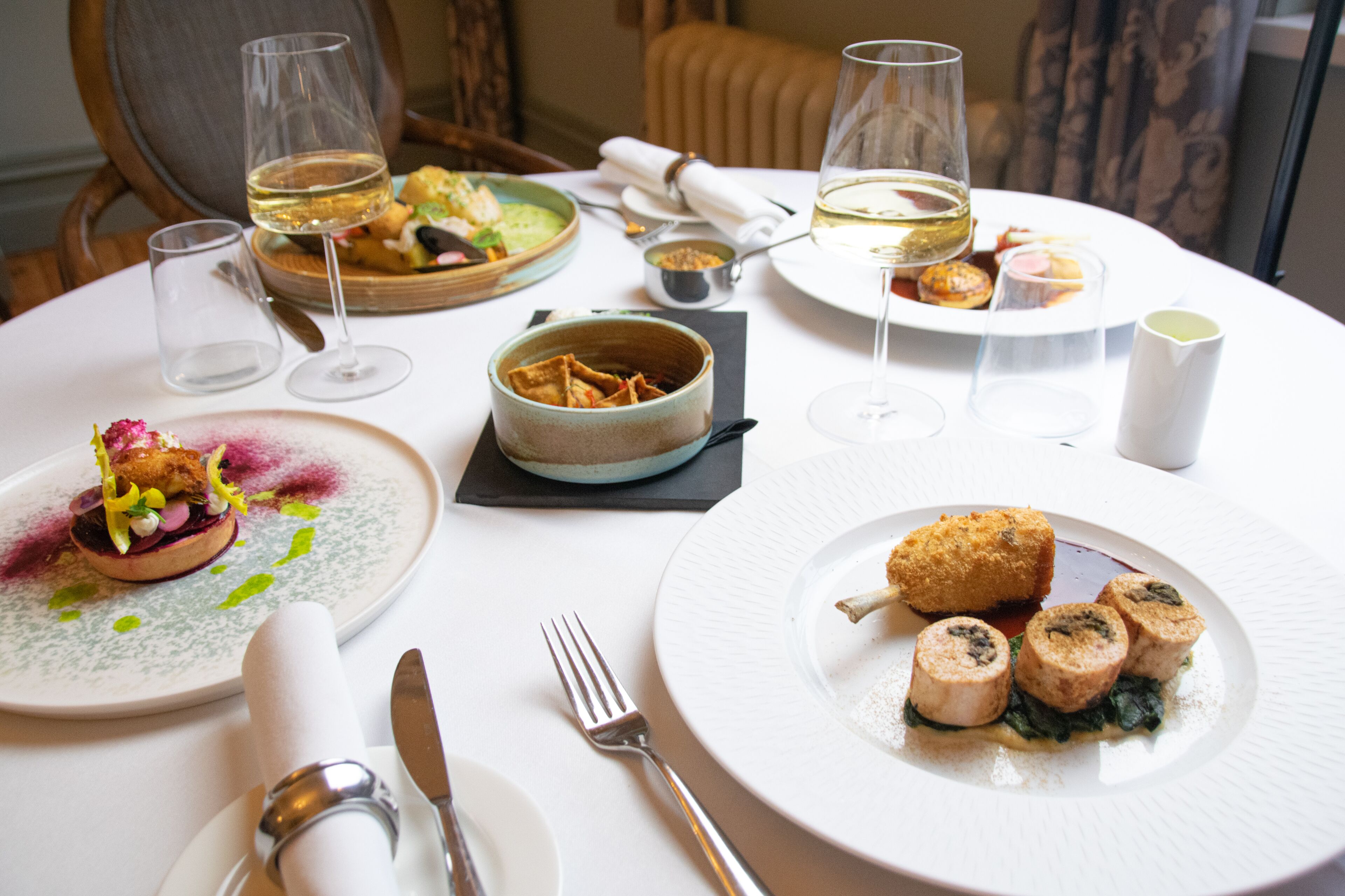 lunch and dinner served