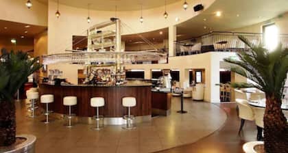 Waterfoot Hotel