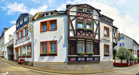 Fachada da propriedade