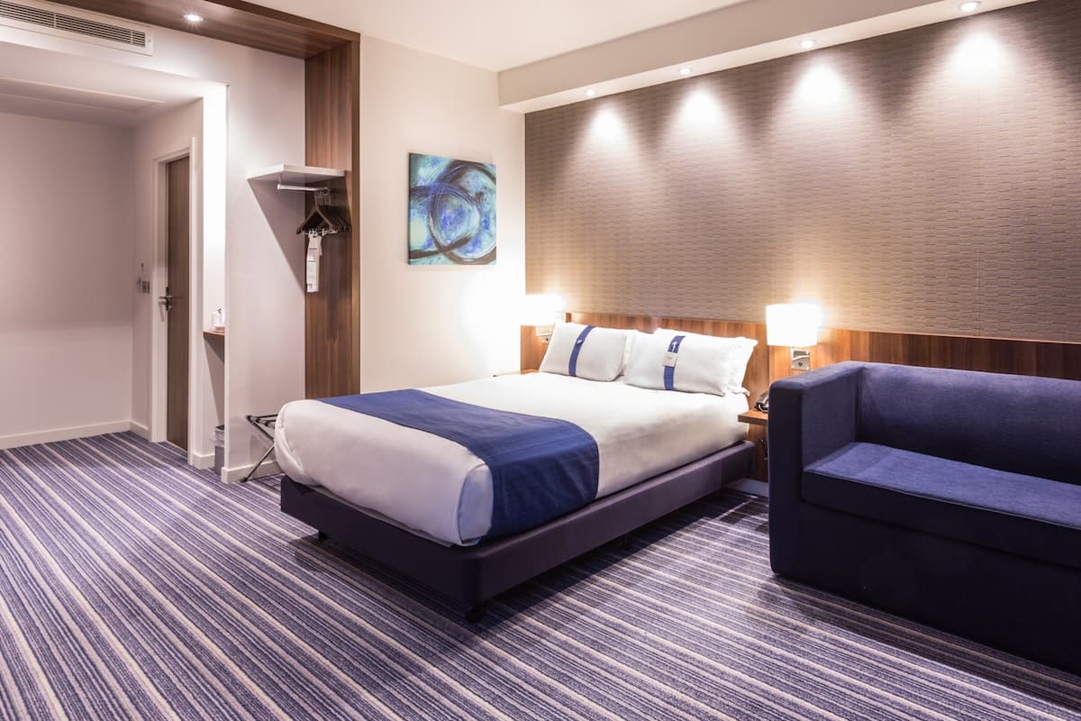 Standard Room, 1 Double Bed with Sofa bed