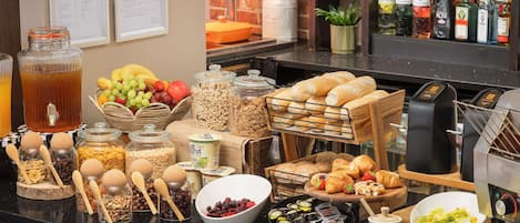 Aperto a colazione e cena