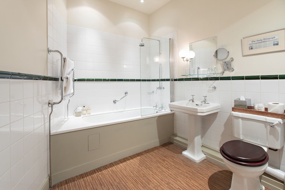 The White Swan Inn by null