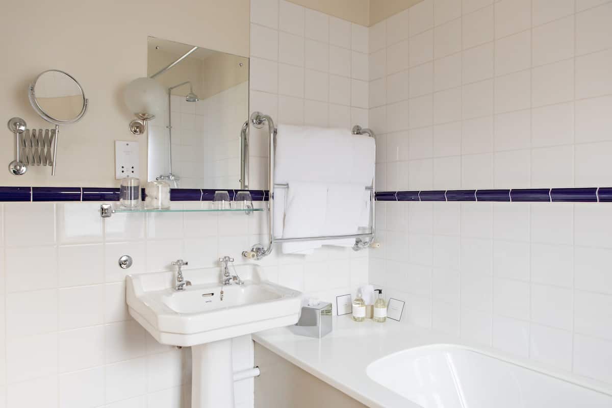 double room (vintage nest) | 1 bedroom, premium bedding, down duvets, in-room safe