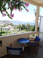 Studio (2 People) | Beach/ocean view