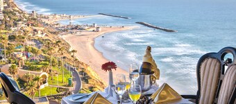 Seasons Hotel - Resort on The Beach