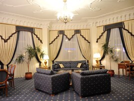 Presidential Suite | Minibar, in-room safe, desk, soundproofing