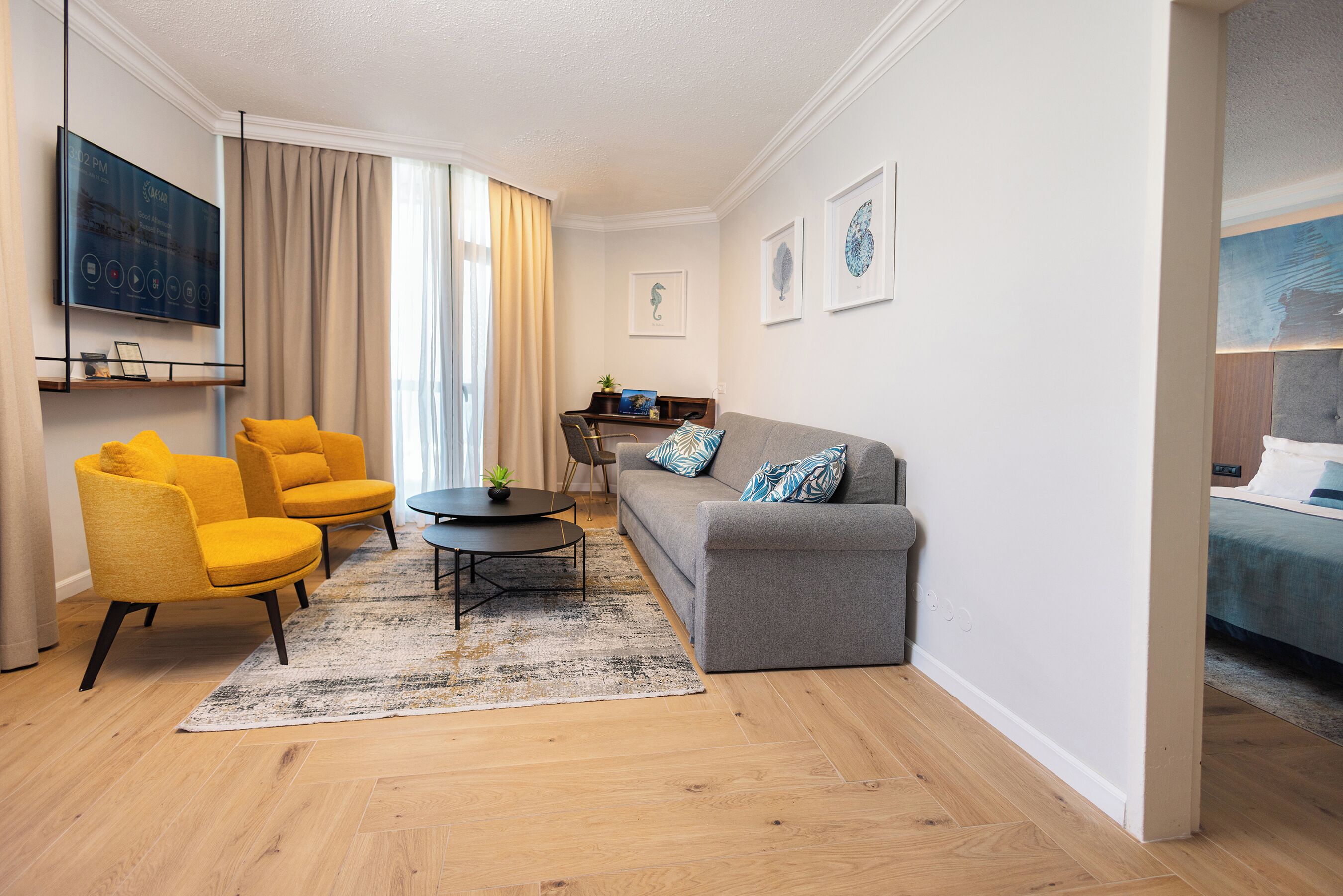 suite, lake view | 1 bedroom, minibar, in-room safe, desk