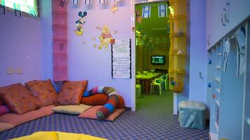 Children’s play area – indoor